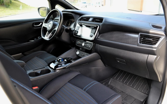 Nissan Leaf cena 62900 przebieg: 37800, rok produkcji 2018 z Gdańsk małe 781